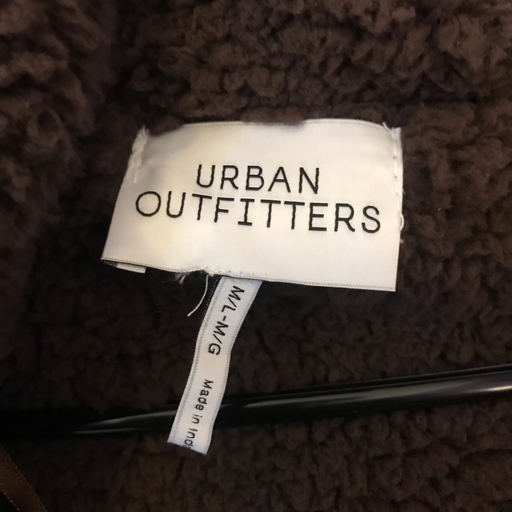 NWOT Urban Outfitters Carmella Teddy Jacket - Picture 6 of 6